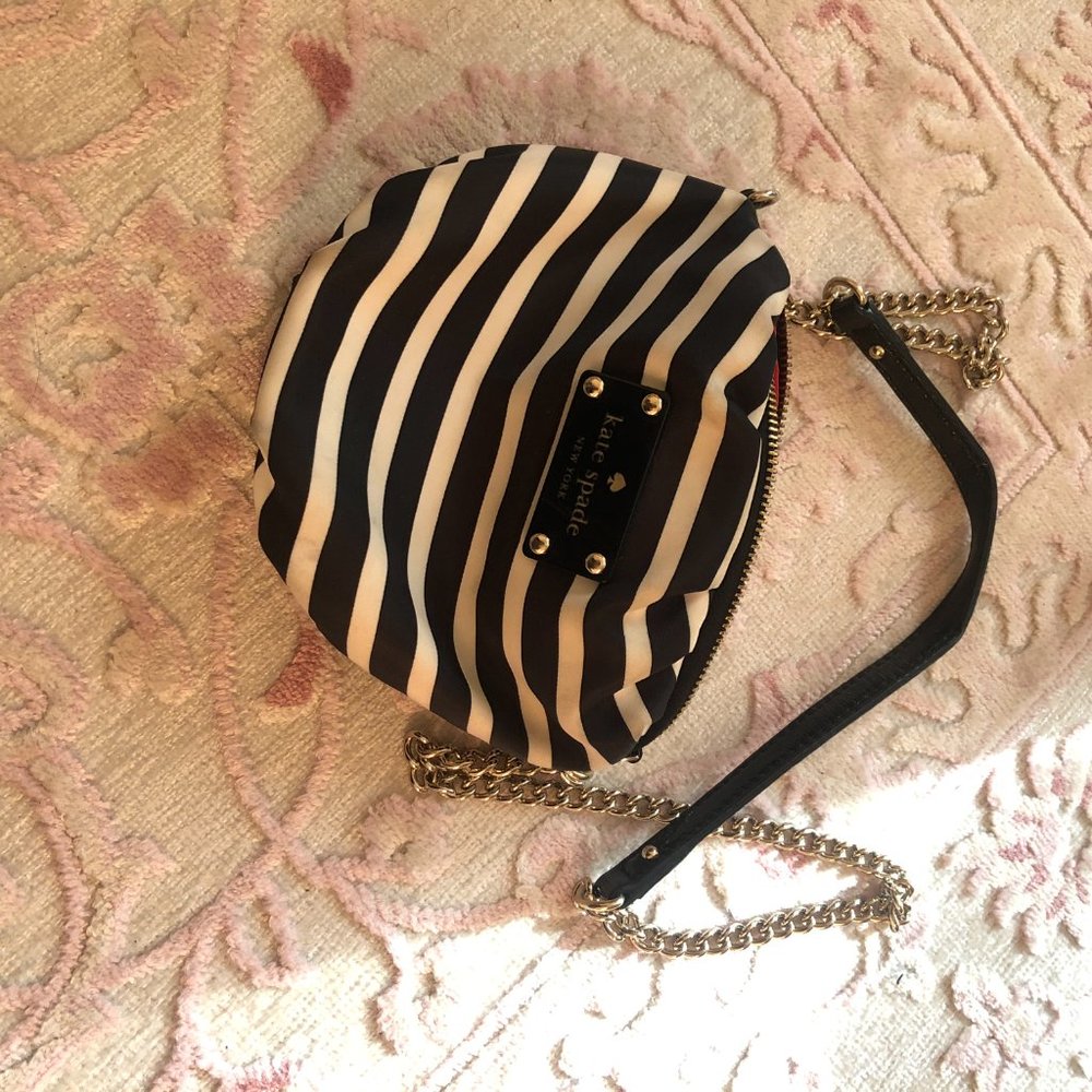 Kate Spade Purse - Picture 2 of 4